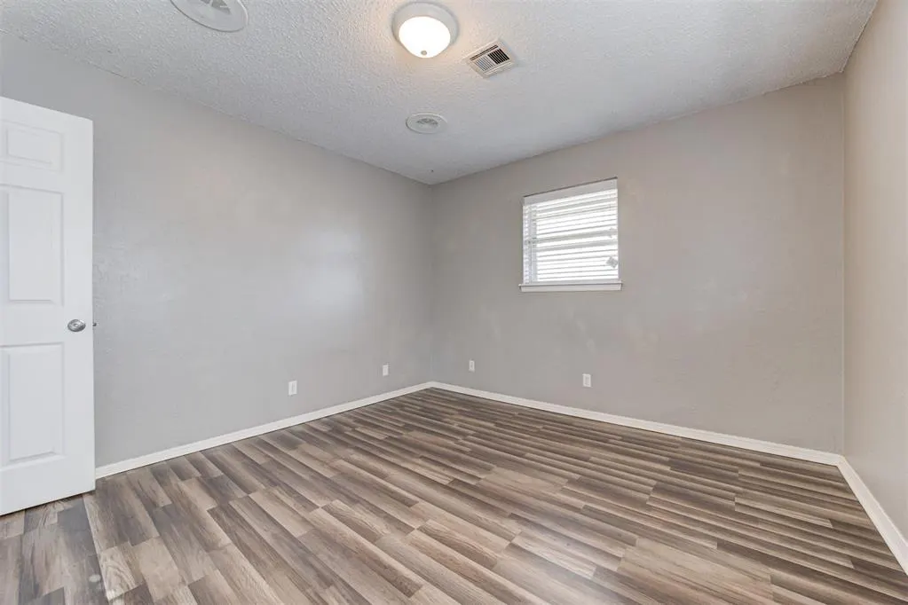 Photo 20 — 24 Seneca Drive, Shawnee, OK 74801
