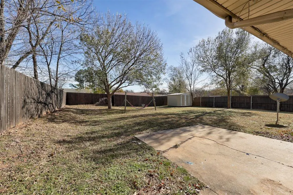 Photo 33 — 24 Seneca Drive, Shawnee, OK 74801