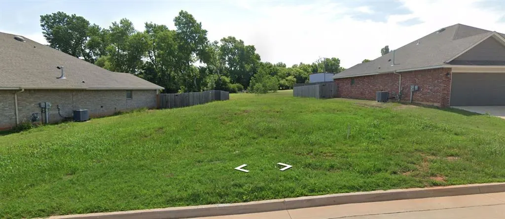 Front exterior — 7054 Richardson Court, Warr Acres, OK 73132