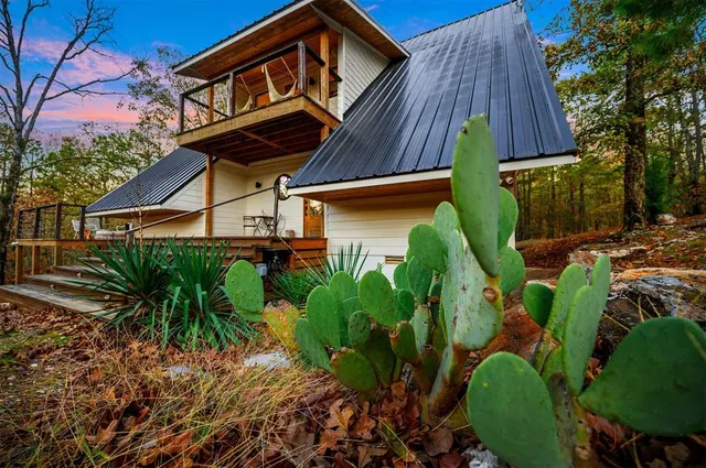 Photo 3 — 265 Woodland Hills Trail, Broken Bow, OK 74728