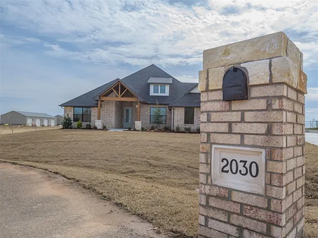 Photo 4 — 2030 NW 34th Street, Newcastle, OK 73065