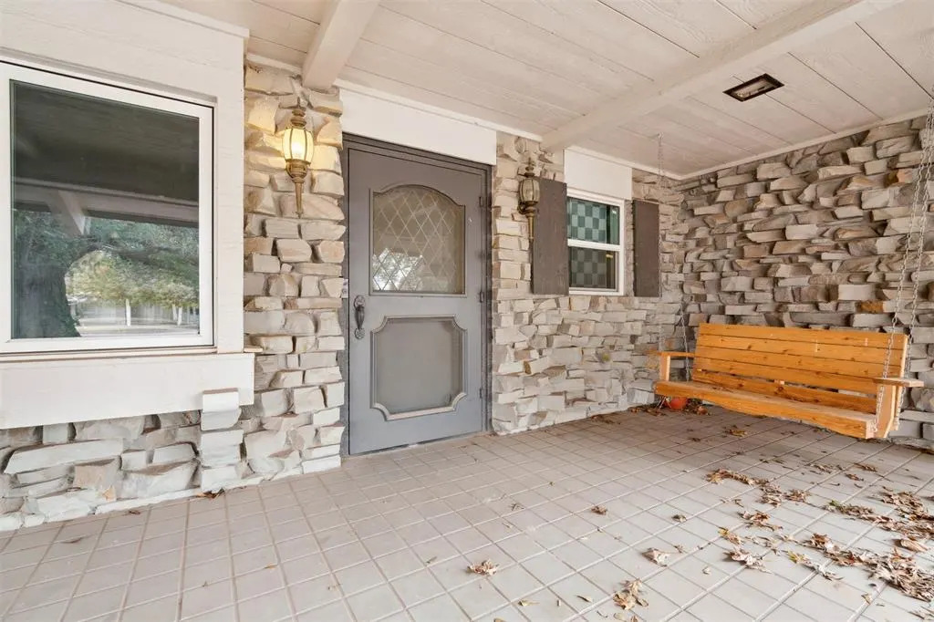 Photo 5 — 105 W Charlotte Drive, Oklahoma City, OK 73139
