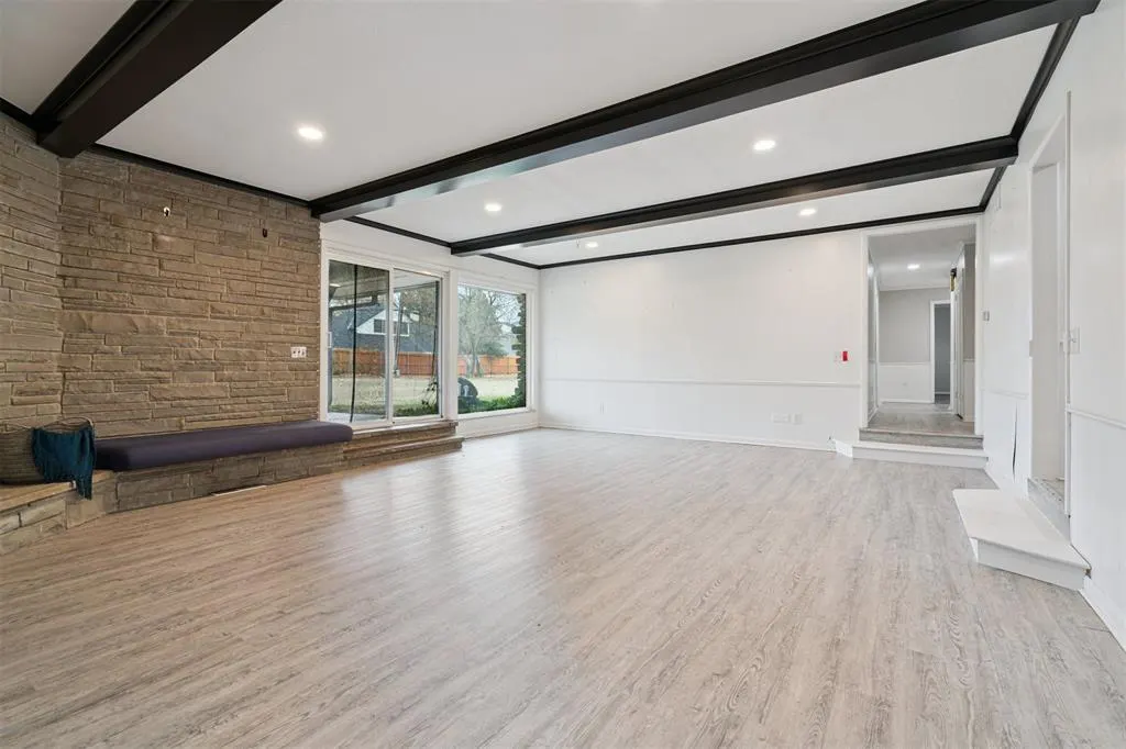 Photo 9 — 105 W Charlotte Drive, Oklahoma City, OK 73139