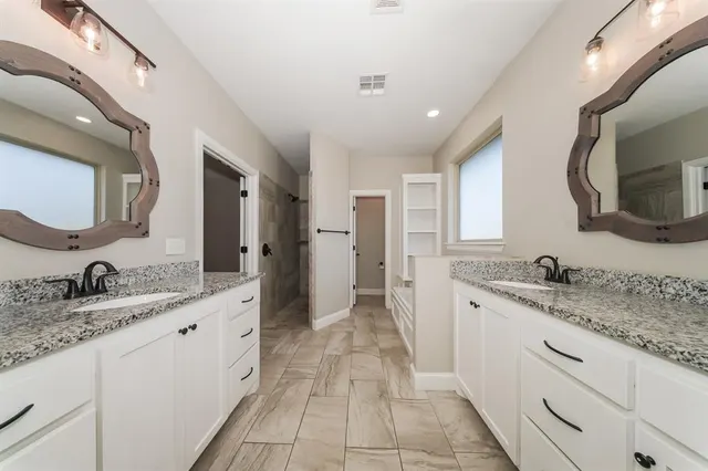 Photo 7 — 207 Casey Lane, Washington, OK 73093