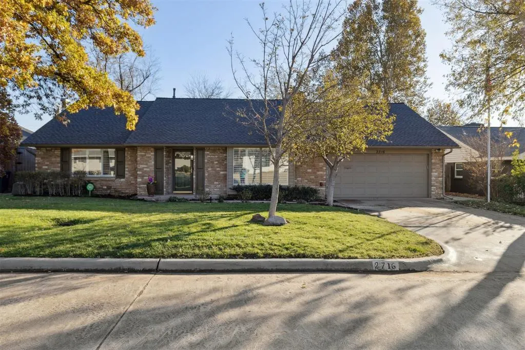 Photo 2 — 2716 NW 55th Terrace, Oklahoma City, OK 73112