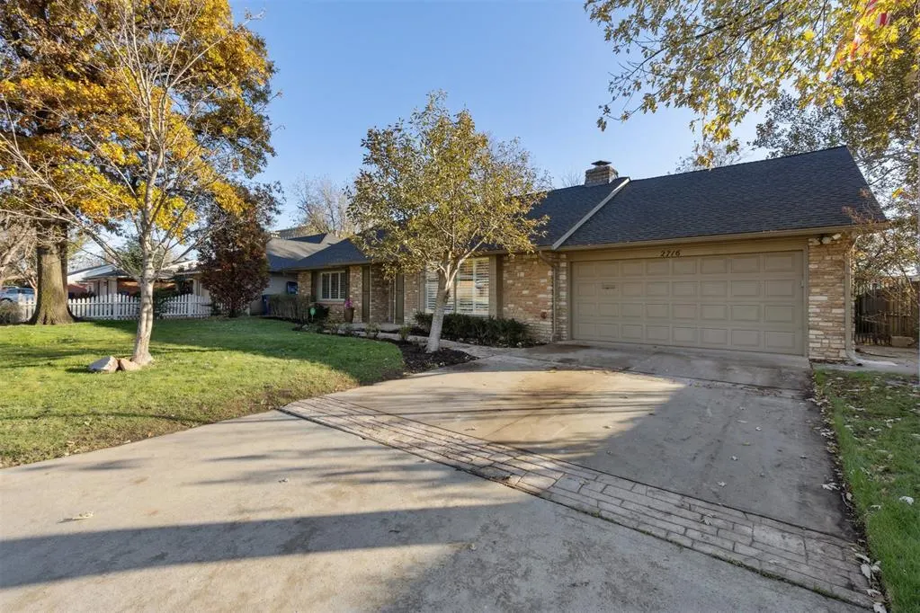 Photo 5 — 2716 NW 55th Terrace, Oklahoma City, OK 73112