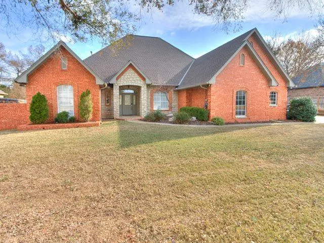 Photo 2 — 12400 Val Verde Drive, Oklahoma City, OK 73142