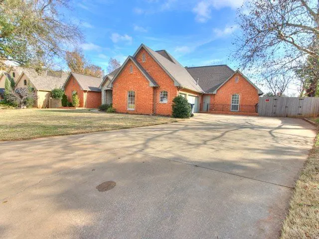 Photo 3 — 12400 Val Verde Drive, Oklahoma City, OK 73142