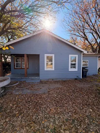 Sold home at 1206 SW B Avenue