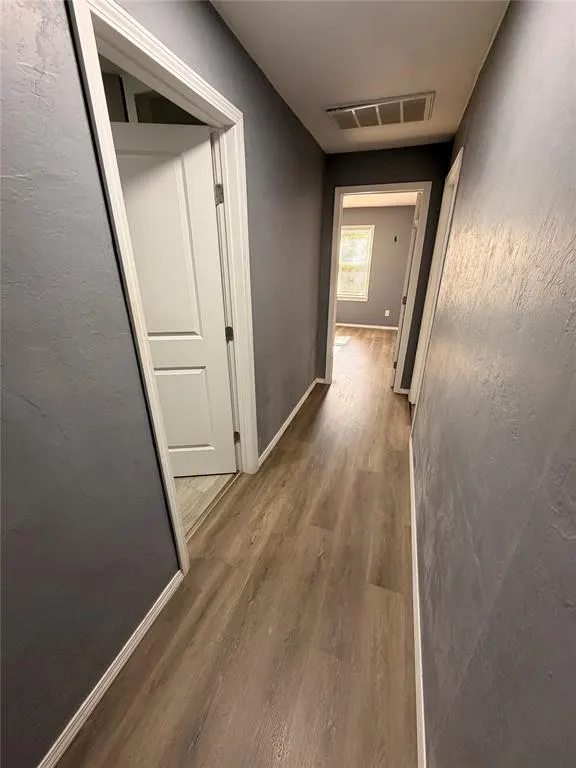 Photo 26 — 1206 SW B Avenue, Lawton, OK 73501