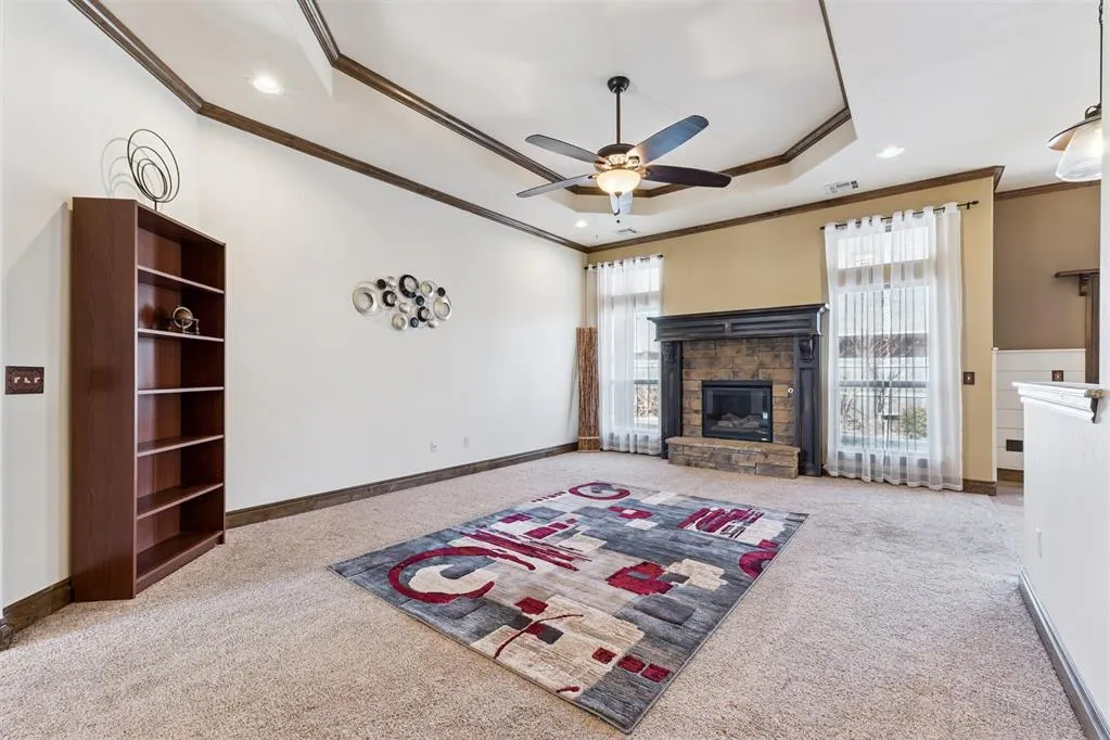Photo 9 — 557 W Pine Rose Court Way, Mustang, OK 73064