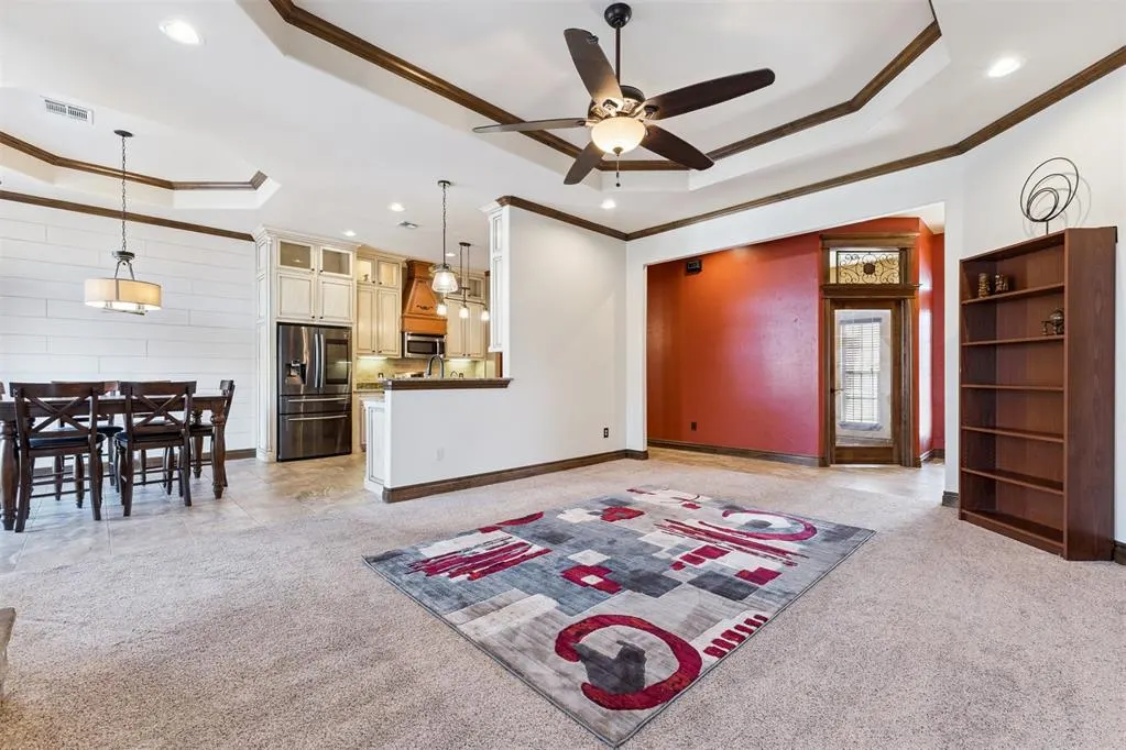 Photo 10 — 557 W Pine Rose Court Way, Mustang, OK 73064