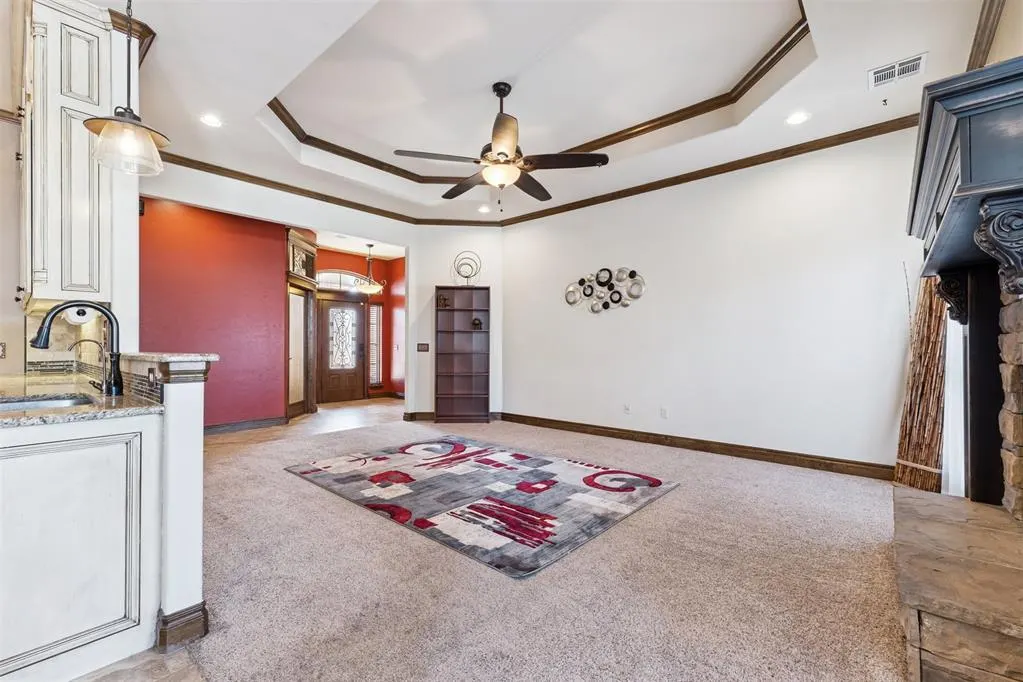 Photo 11 — 557 W Pine Rose Court Way, Mustang, OK 73064