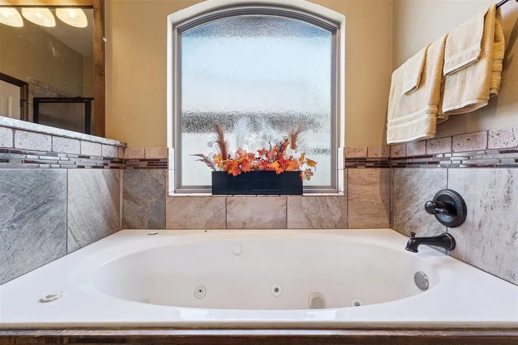 Photo 28 — 557 W Pine Rose Court Way, Mustang, OK 73064