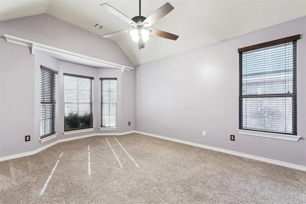 Photo 34 — 557 W Pine Rose Court Way, Mustang, OK 73064