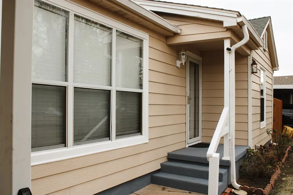 Photo 8 — 1305 S Reno Avenue, El Reno, OK 73036
