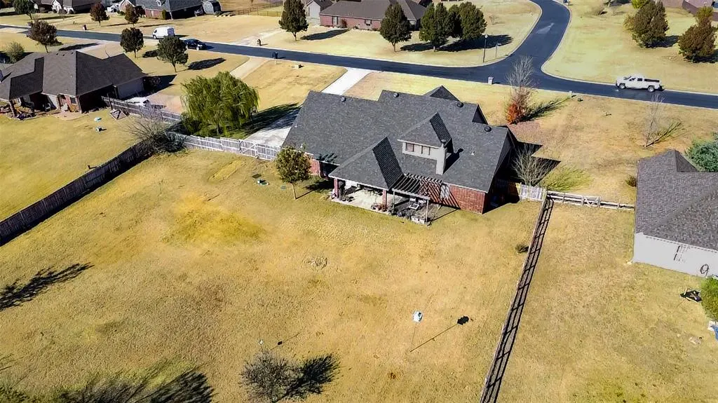 Photo 48 — 1705 Twin Spires Trail, Guthrie, OK 73044