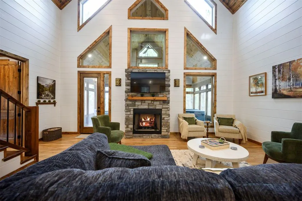 Photo 6 — 55 Sugar Plum Lane, Broken Bow, OK 74728