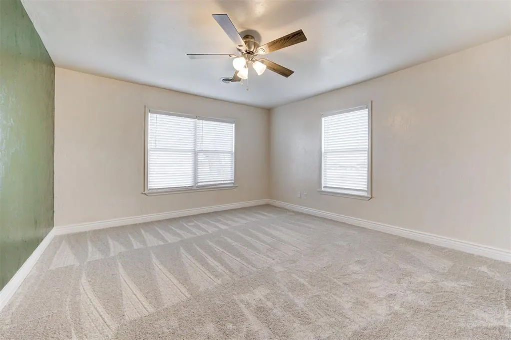 Photo 34 — 107 E Railroad Street, Wayne, OK 73095