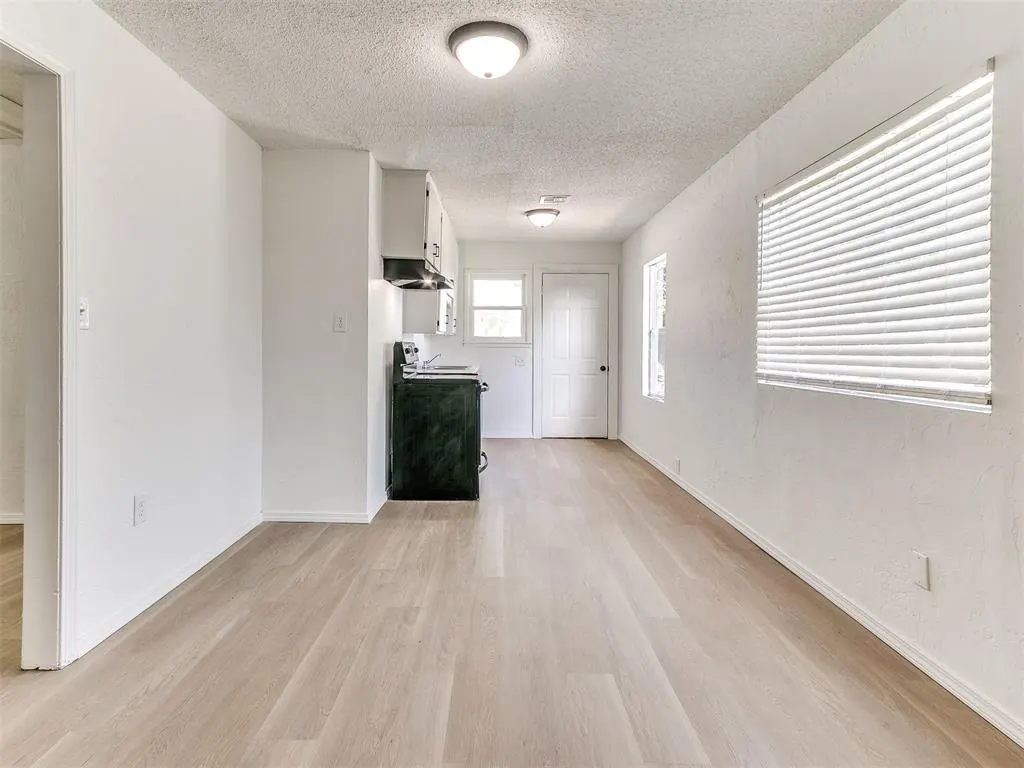Photo 12 — 2924 SW 51st Street, Oklahoma City, OK 73119