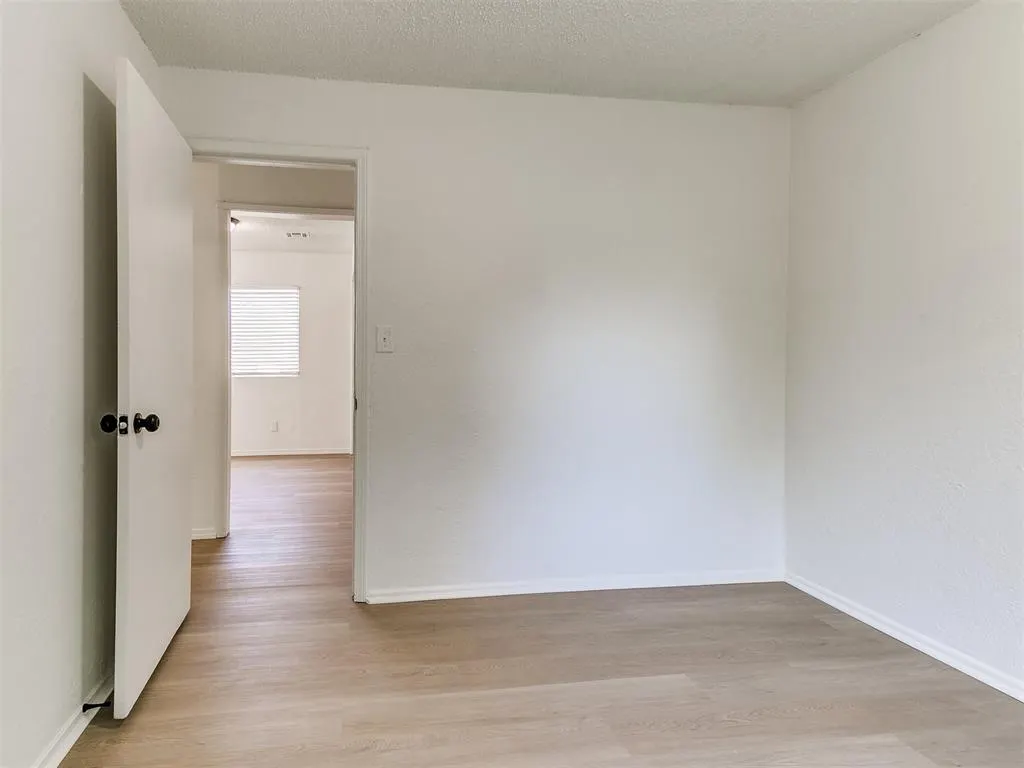 Photo 27 — 2924 SW 51st Street, Oklahoma City, OK 73119