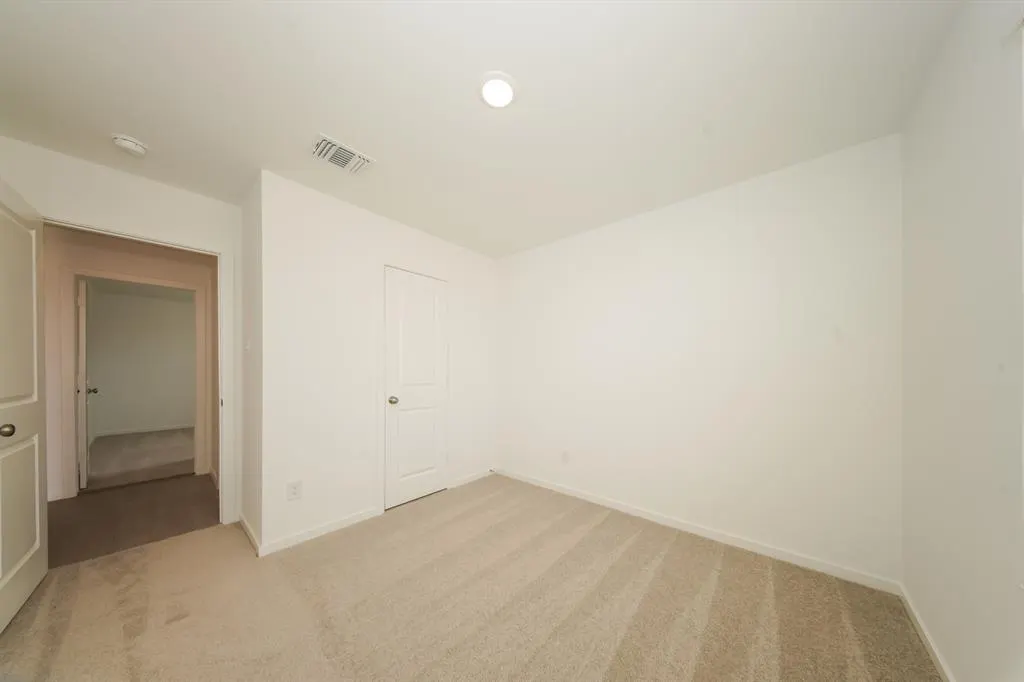 Photo 11 — 9116 SW 20th Street, Mustang, OK 73128