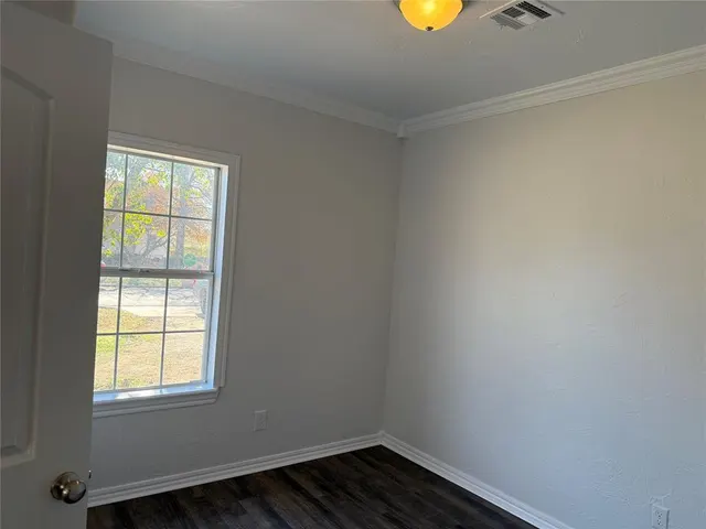 Photo 6 — 1535 NW 29th Street, Oklahoma City, OK 73106