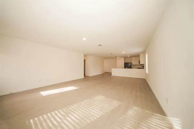 Photo 5 — 9204 SW 20th Street, Mustang, OK 73128