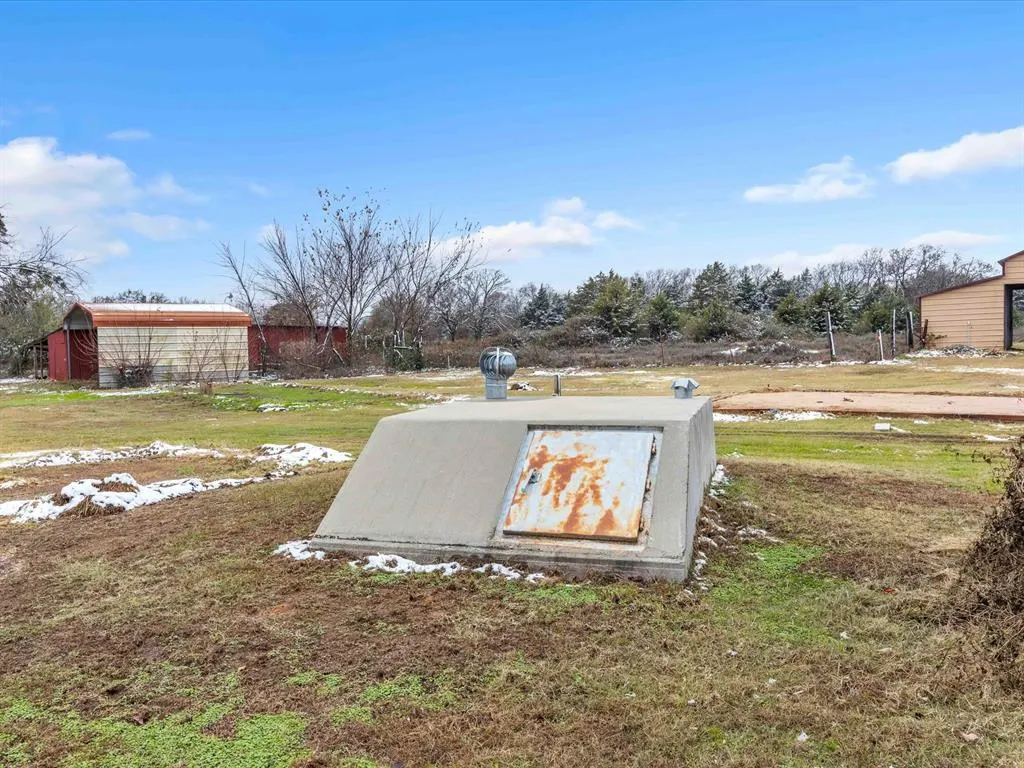 Photo 6 — 108 N Hurst Lane, Tecumseh, OK 74873