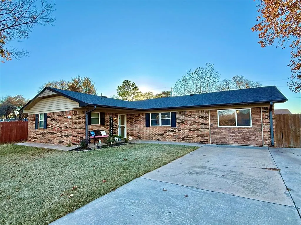 Photo 3 — 113 E Cool Springs Road, Rush Springs, OK 73082