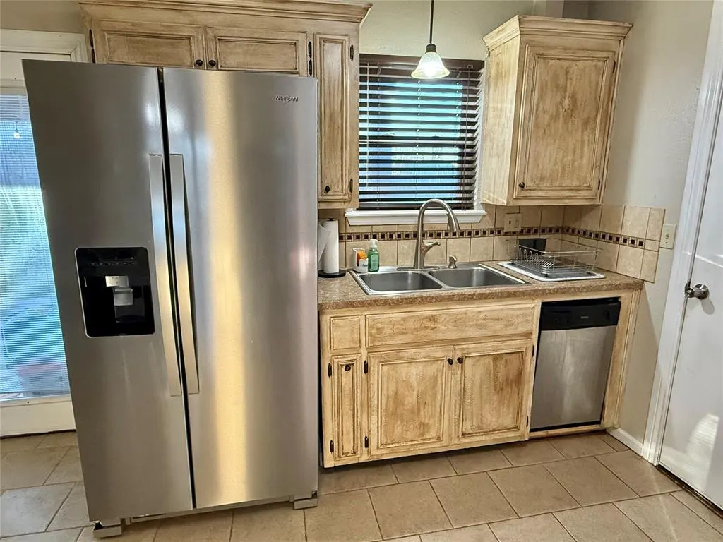 Photo 12 — 113 E Cool Springs Road, Rush Springs, OK 73082