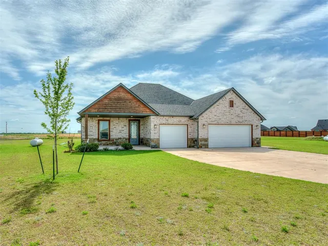 Photo 7 — 2640 Sunset Court, Guthrie, OK 73044