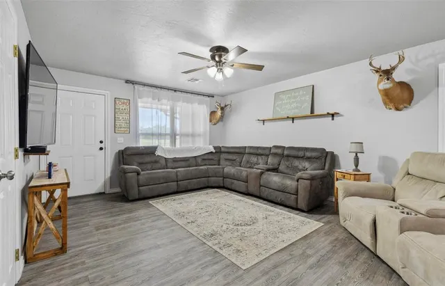 Photo 2 — 109 W 6th Street, Amber, OK 73004