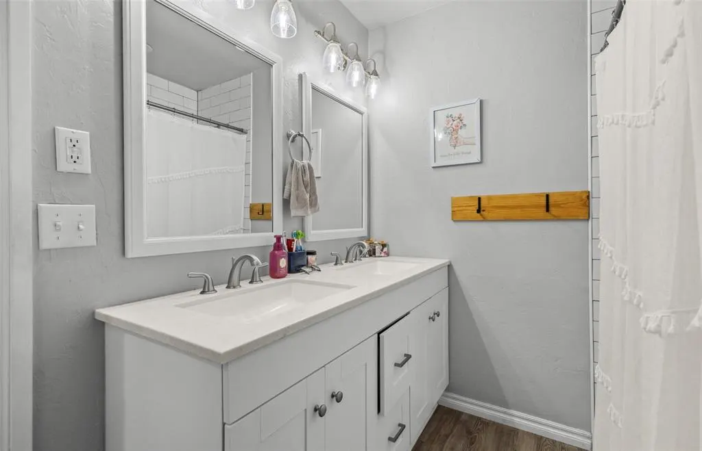 Photo 18 — 109 W 6th Street, Amber, OK 73004