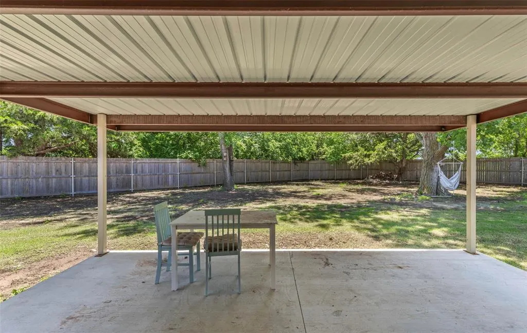 Photo 21 — 109 W 6th Street, Amber, OK 73004