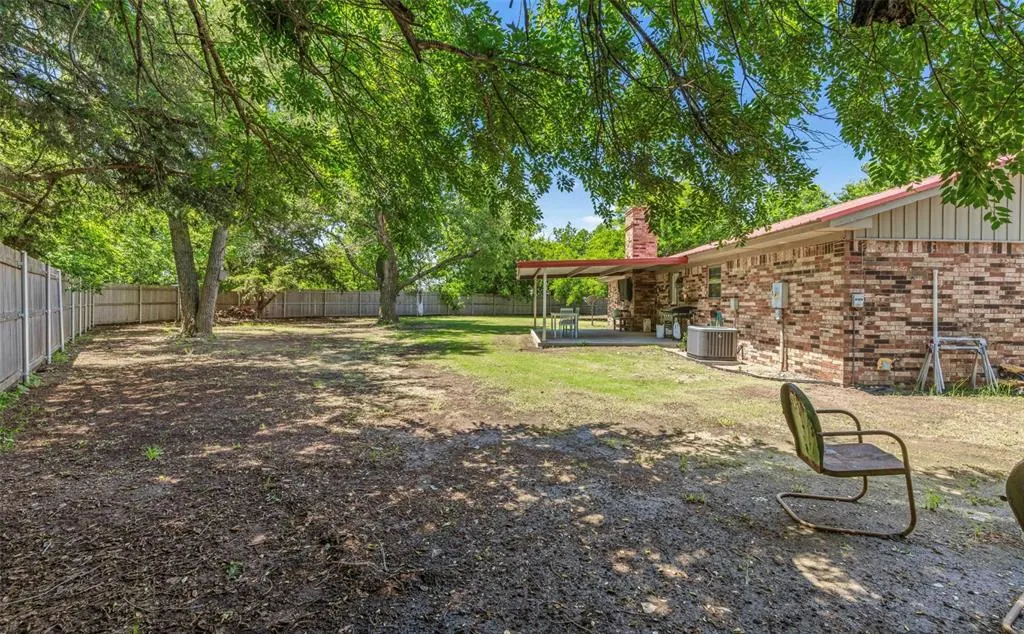 Photo 25 — 109 W 6th Street, Amber, OK 73004