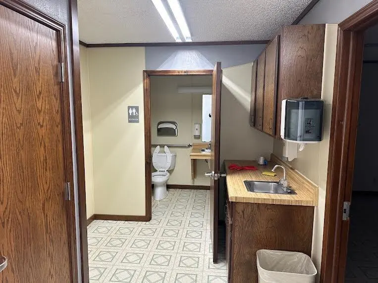 Photo 5 — 915 Ring Drive, Weatherford, OK 73096