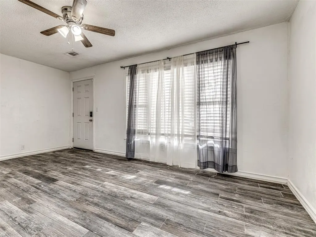 Photo 13 — 7007 NW 48th Street, Bethany, OK 73008