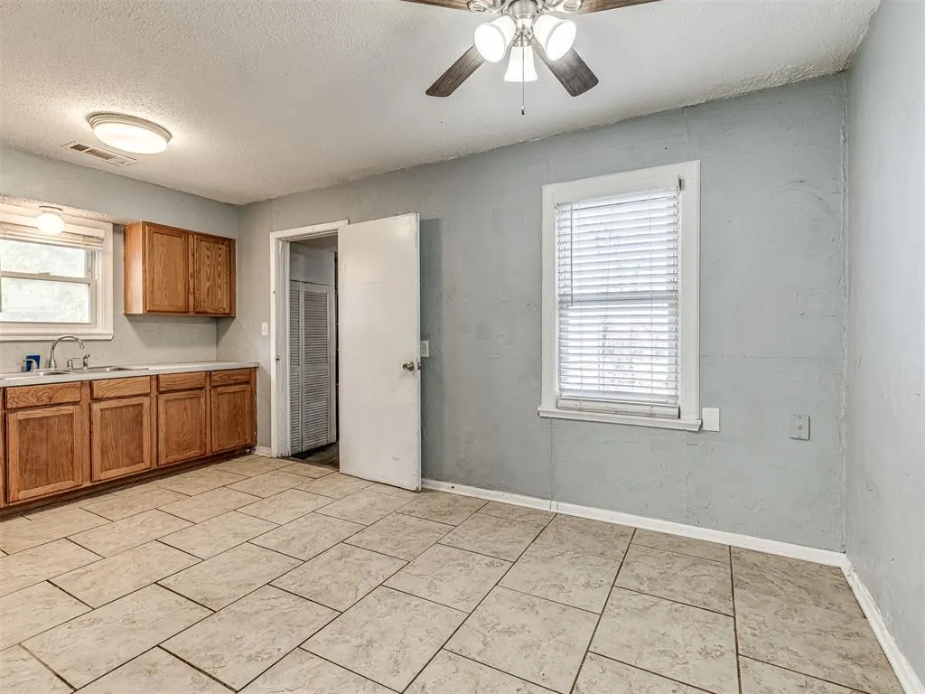 Photo 17 — 7007 NW 48th Street, Bethany, OK 73008