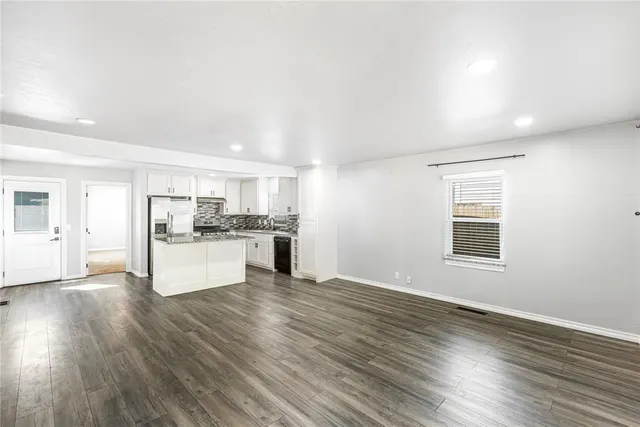 Photo 3 — 900 NW 89th Street, Oklahoma City, OK 73114