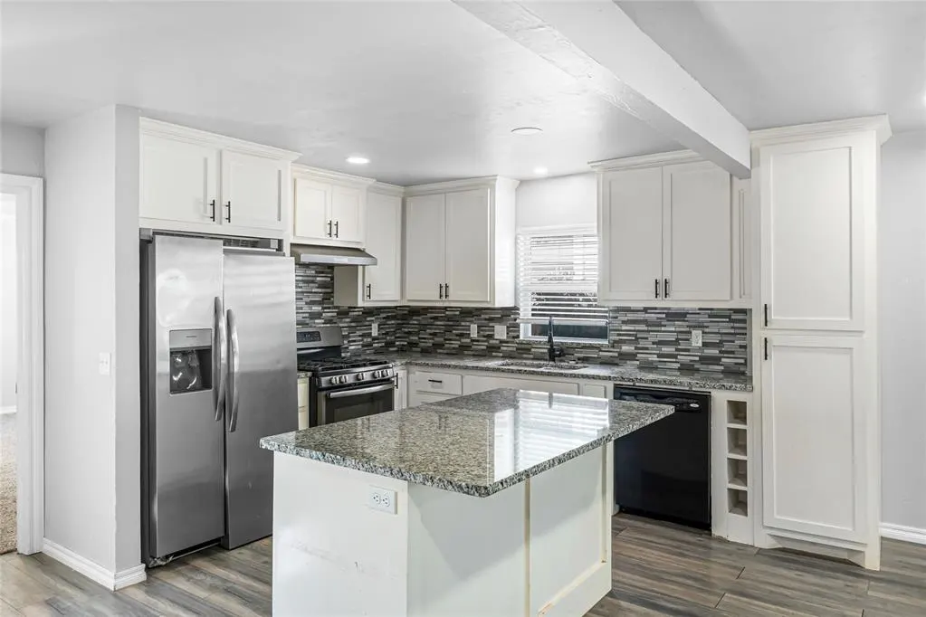 Photo 7 — 900 NW 89th Street, Oklahoma City, OK 73114