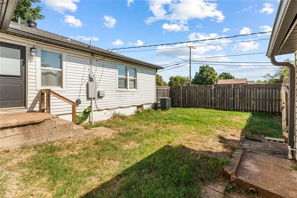Photo 25 — 900 NW 89th Street, Oklahoma City, OK 73114