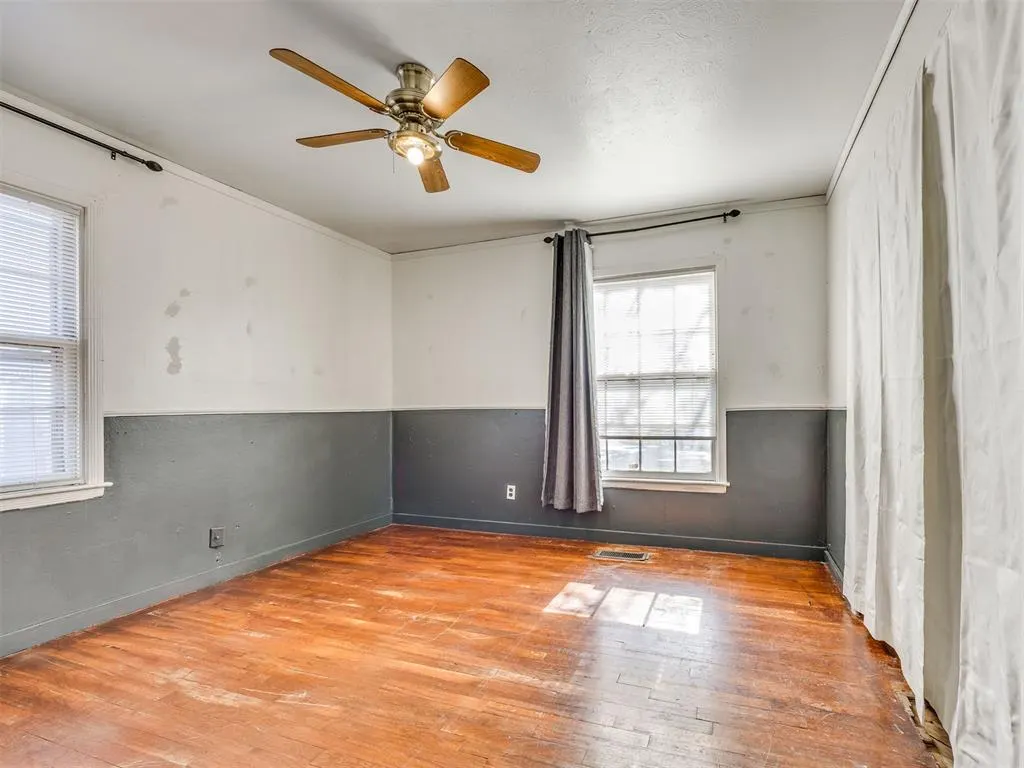 Photo 11 — 733 SW 47th Street, Oklahoma City, OK 73109