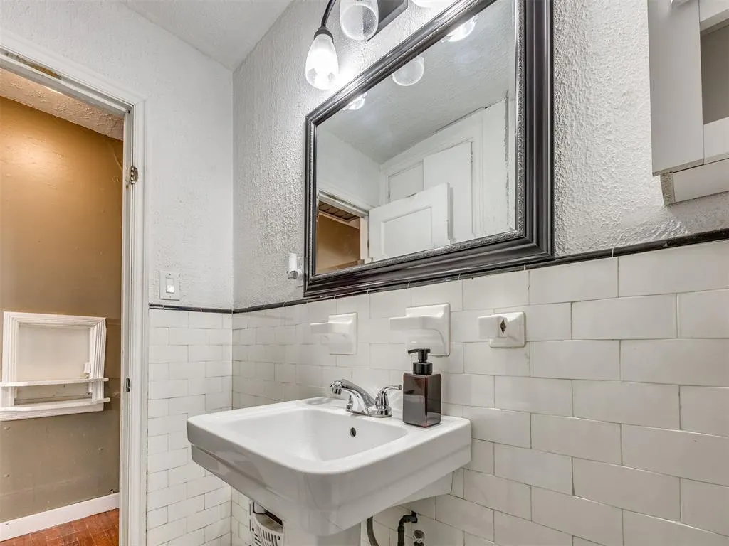 Photo 17 — 733 SW 47th Street, Oklahoma City, OK 73109