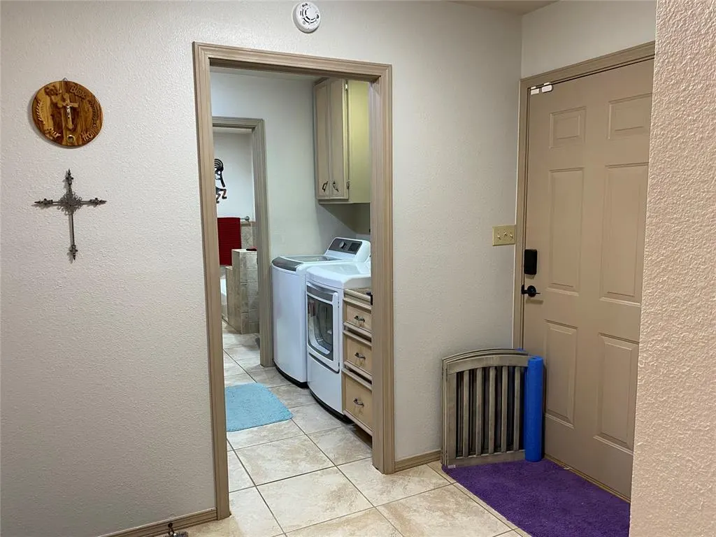 Photo 15 — 520 N West Street, Cordell, OK 73632