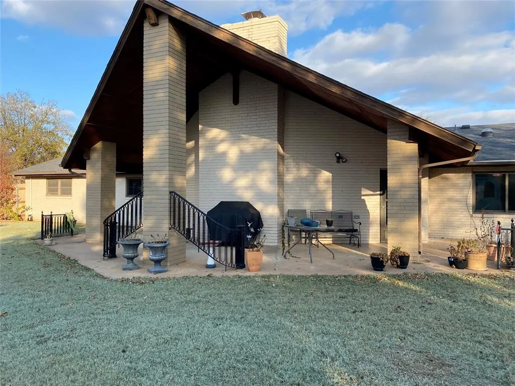 Photo 34 — 520 N West Street, Cordell, OK 73632