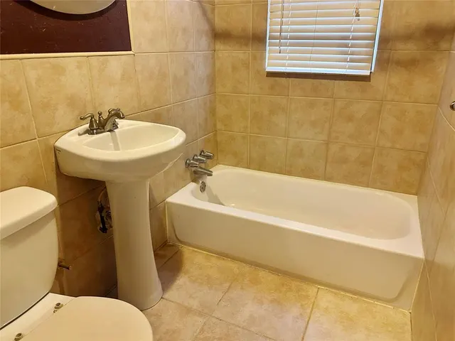 Photo 7 — 3715 NW 8th Street, Oklahoma City, OK 73107