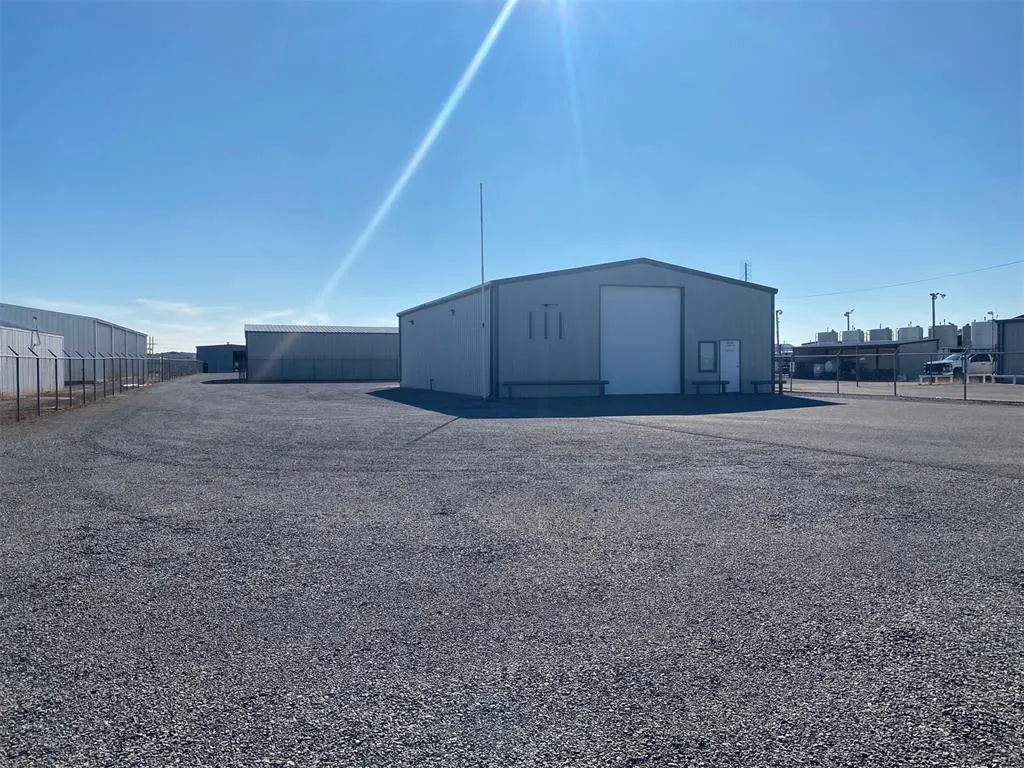 Front exterior — 1625 Loomis Road, Weatherford, OK 73096