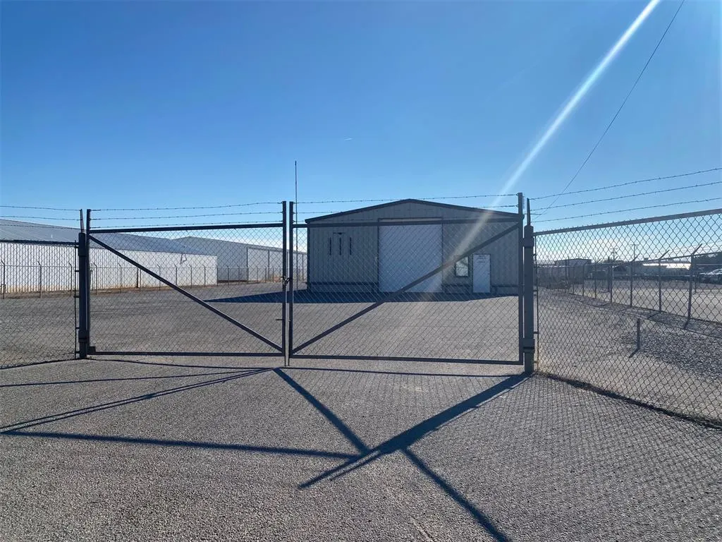 Photo 3 — 1625 Loomis Road, Weatherford, OK 73096