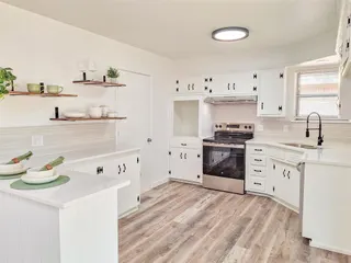 Sold home at 2324 Knox Drive